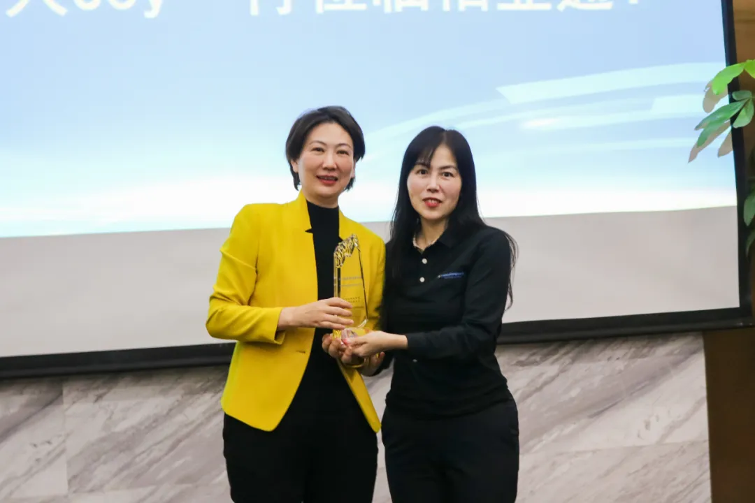 荣耀时刻 | QG刮刮乐物流荣膺菲仕兰“2025年度最佳物流服务商”